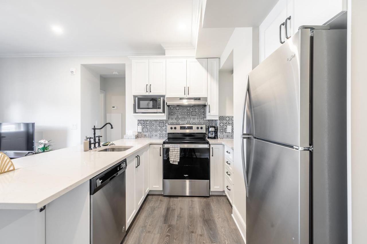 Luxury Rideau Apartments By Globalstay Смитс-Фолс Экстерьер фото