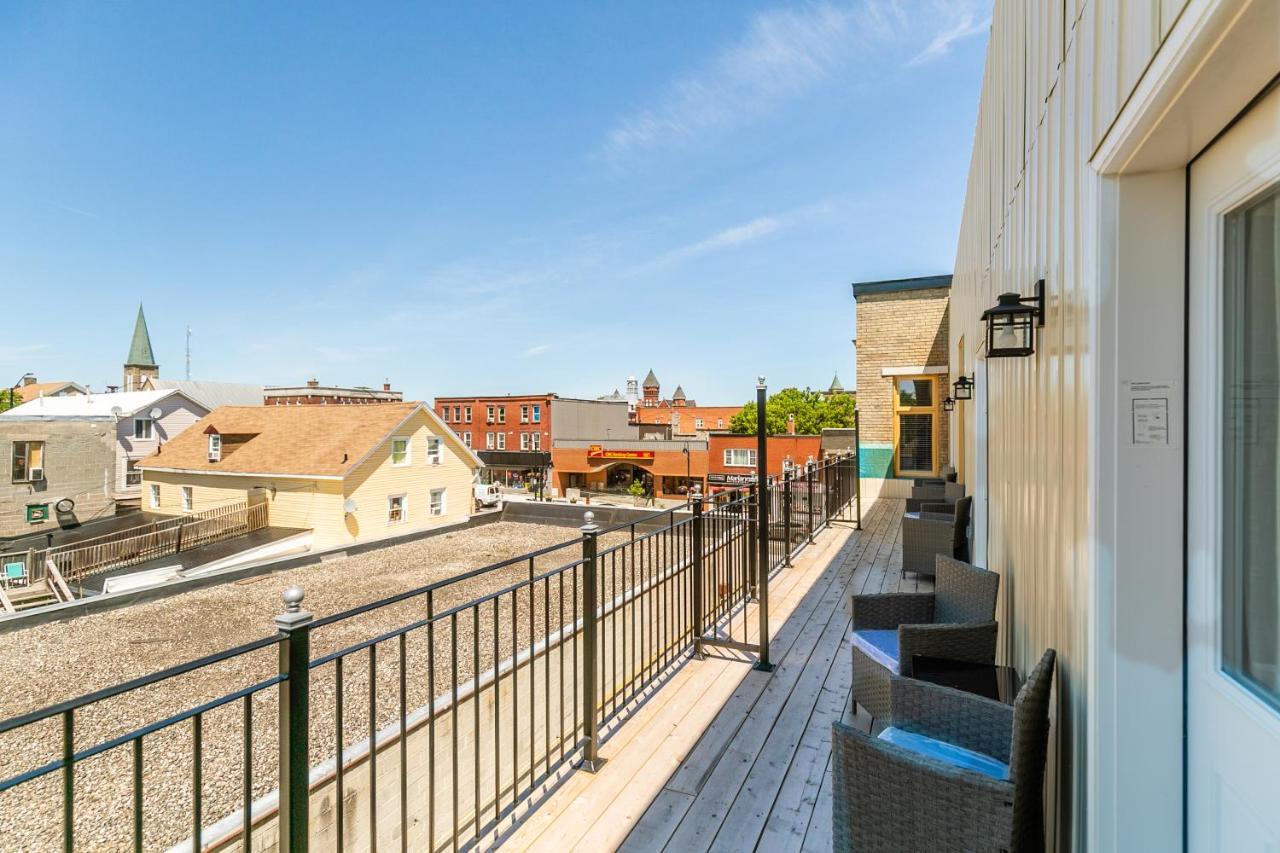 Luxury Rideau Apartments By Globalstay Смитс-Фолс Экстерьер фото