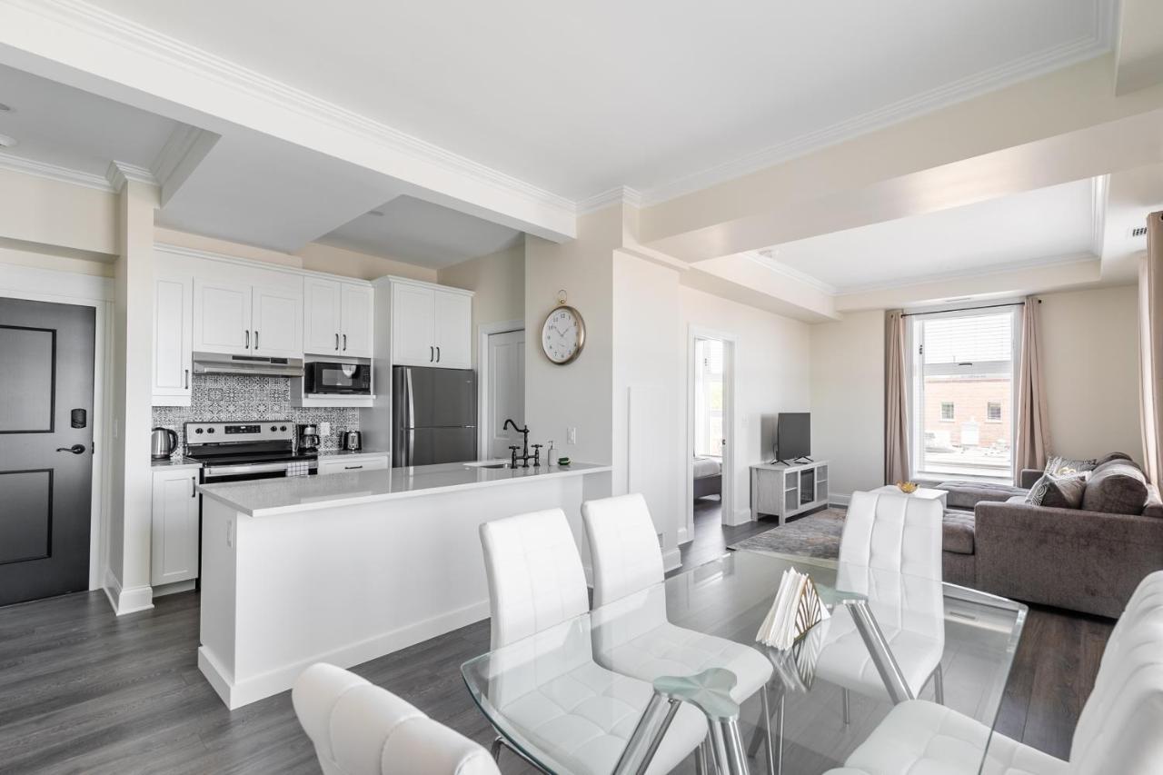 Luxury Rideau Apartments By Globalstay Смитс-Фолс Экстерьер фото